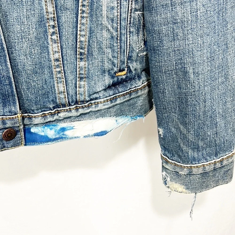 Levi's Shibori Repaired Denim Trucker Mens size Large Tie-Dyed, Distressed